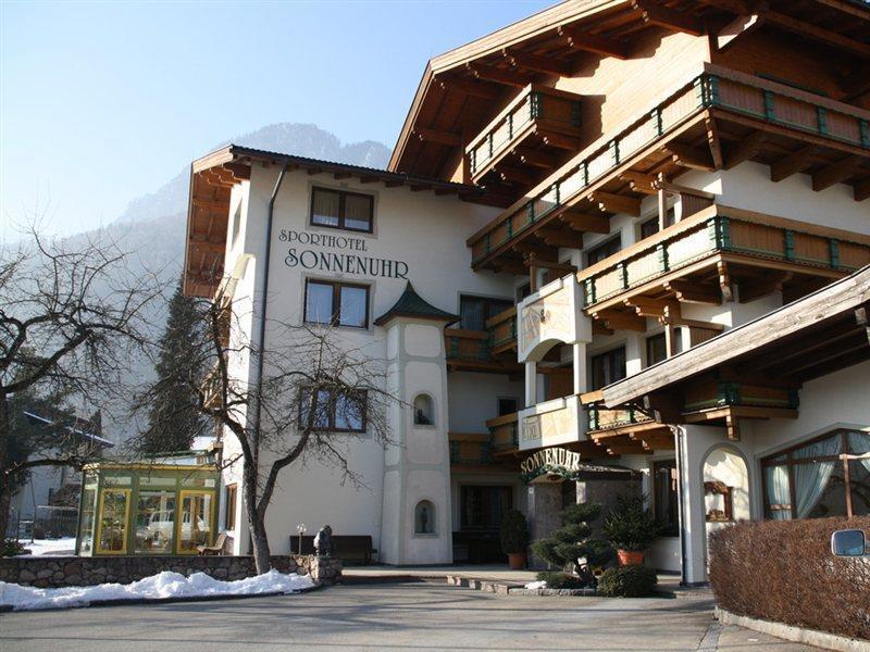 Hotel Sonnenuhr ครัมซาค ภายนอก รูปภาพ