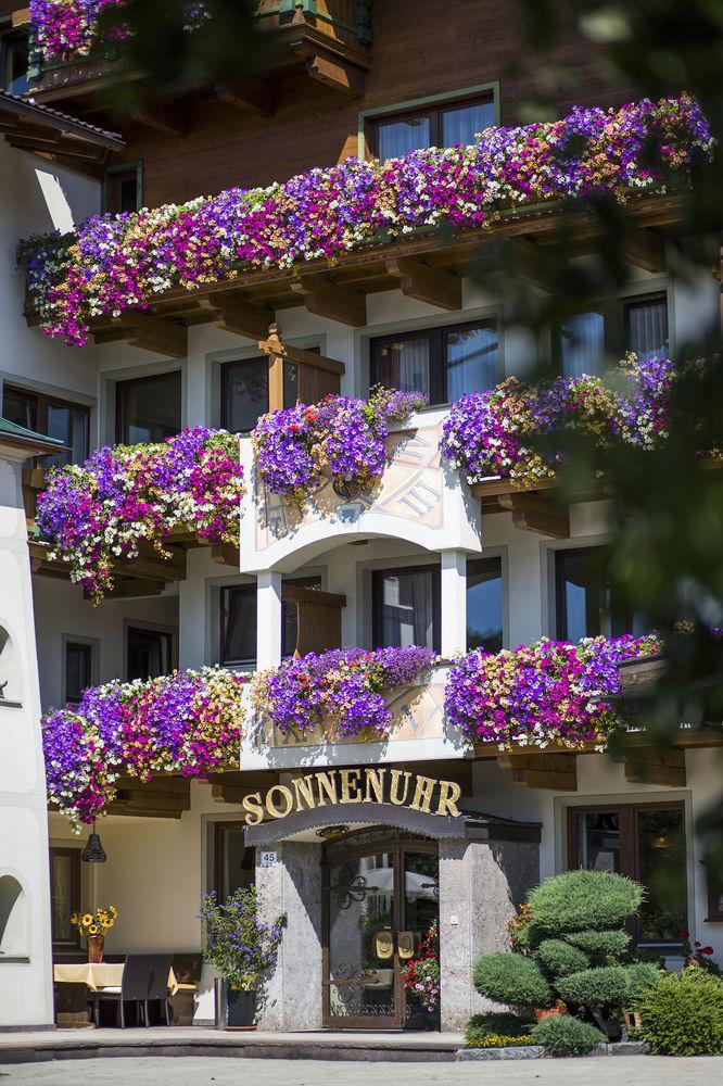 Hotel Sonnenuhr ครัมซาค ภายนอก รูปภาพ