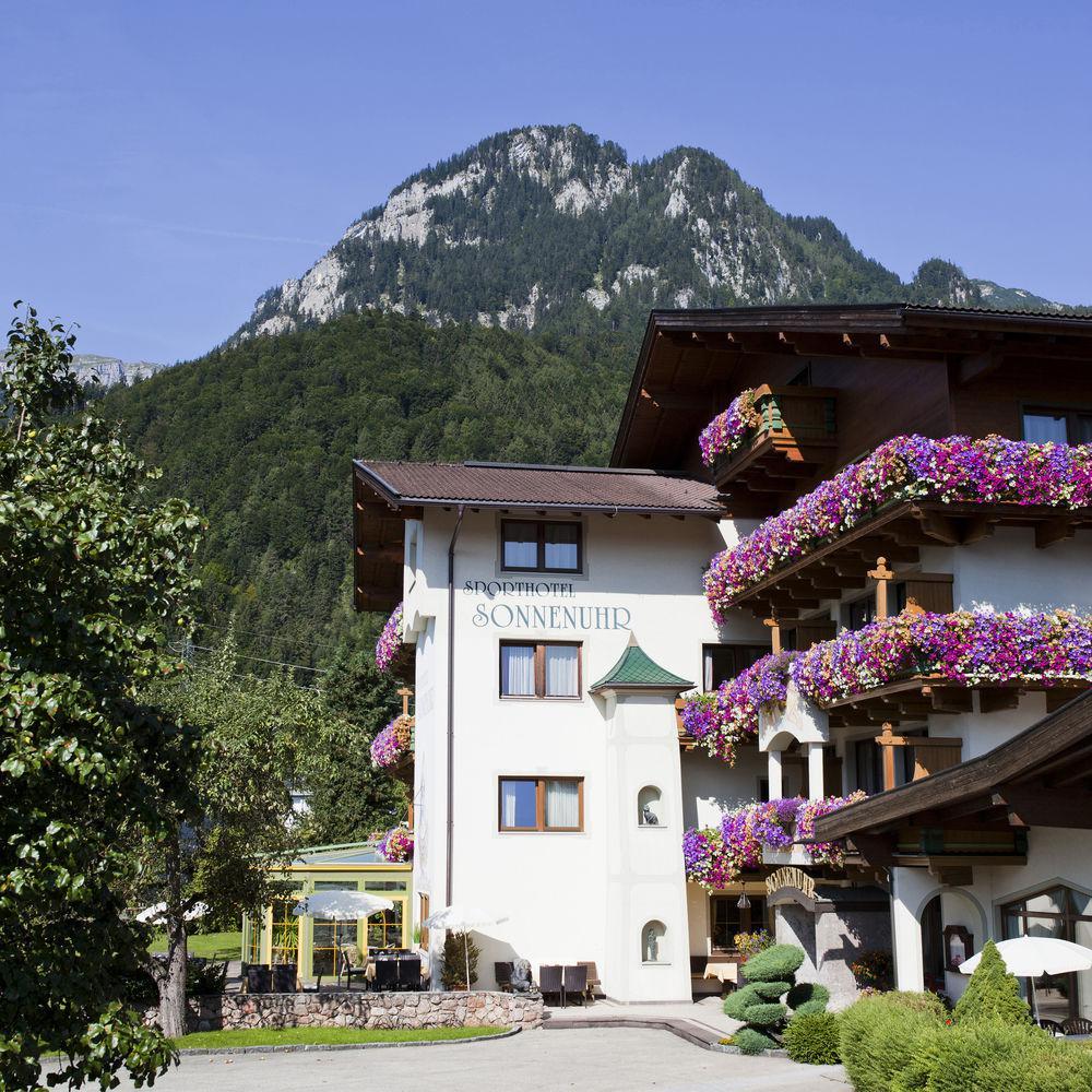 Hotel Sonnenuhr ครัมซาค ภายนอก รูปภาพ
