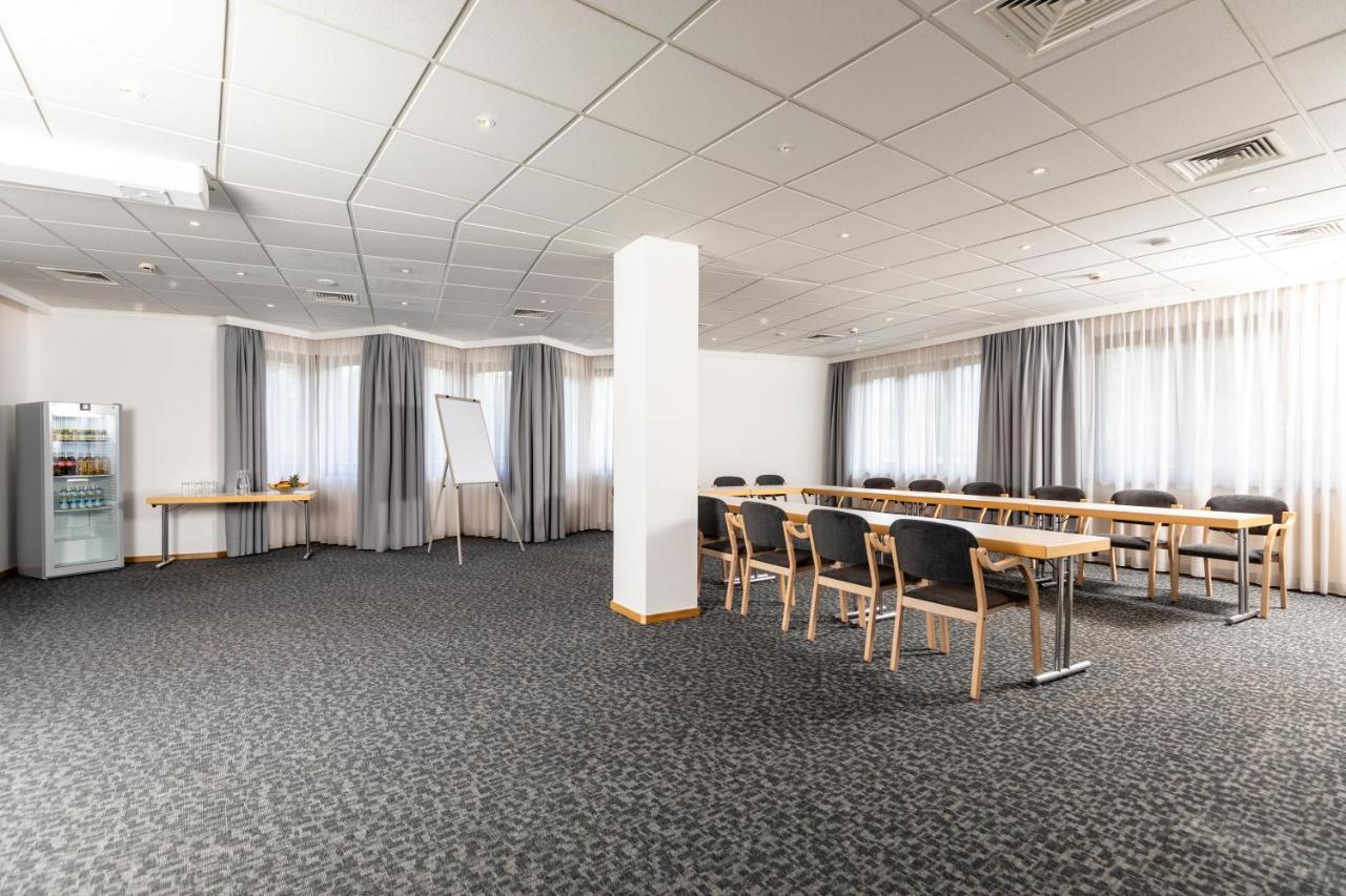 Hotel Sonnenuhr ครัมซาค ภายนอก รูปภาพ